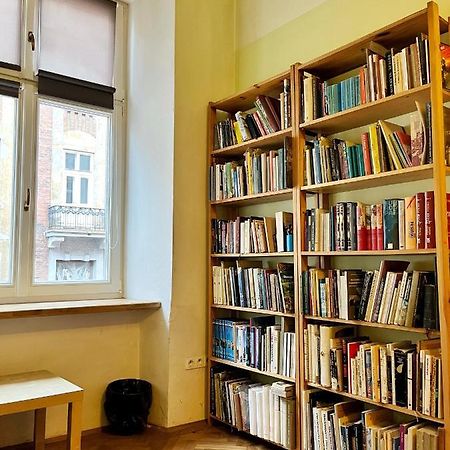 Old Town Rooms Wielopole Краков Экстерьер фото